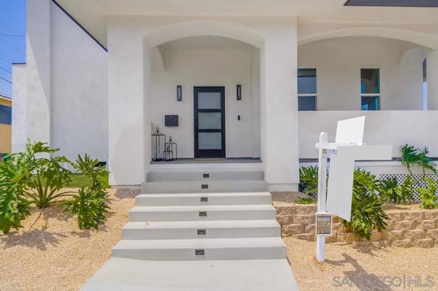 4607 Santa Cruz, San Diego CA: https://media.crmls.org/mediaz/fb104c43-cc99-4f24-9709-3fec255b01d4.jpg