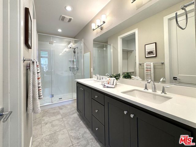 Photo #23: CL25599525 Listing: Photo #23