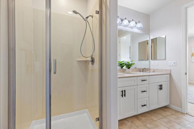 1916 Trento Loop, Milpitas CA: https://media.crmls.org/mediaz/fb121179-9e64-4336-aaad-0ae34eb4e63e.jpg