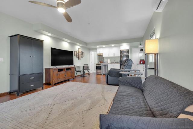 555 Manzanita Dr, Julian CA: https://media.crmls.org/mediaz/fb1339c4-ef34-4ab1-8861-8018f471761d.jpg