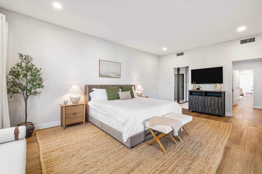 MLS #219138748DA image #30