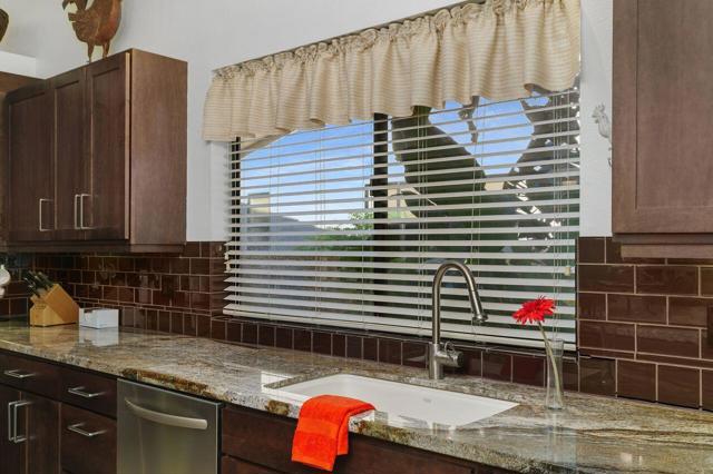 Image 9 of 26 For 78575 Vista Del Sol