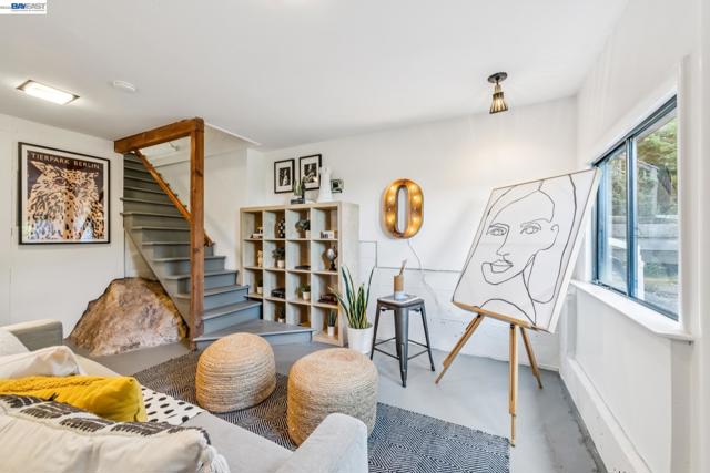 Image 43 of 60 For 491 Vincente Avenue