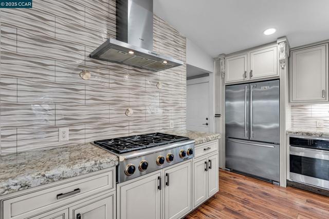 189 Suez Dr, Pacheco CA: https://media.crmls.org/mediaz/fb160577-4b82-49b7-8693-9d932d350ef9.jpg
