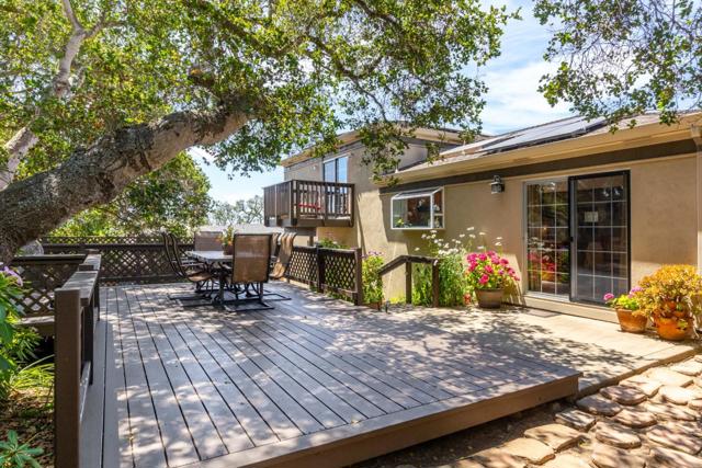 14892 Blue Oak Place, Salinas CA: https://media.crmls.org/mediaz/fb161011-8f89-4c7d-9b6c-335c8cee2d49.jpg