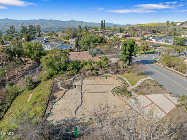 637 Valley Vista Drive, Camarillo CA: https://media.crmls.org/mediaz/fb169009-e448-470e-8b8f-cad75ce1dffe.jpg
