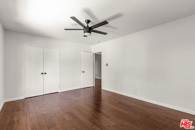 1006 Havenhurst, Los Angeles CA: https://media.crmls.org/mediaz/fb172adc-baf4-4a7b-91b4-a9112f42b966.jpg