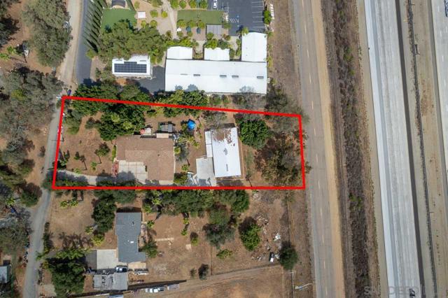 1339 Windsong Ln, Escondido CA: https://media.crmls.org/mediaz/fb172ead-80f0-43fe-b7ff-ccba0714975c.jpg