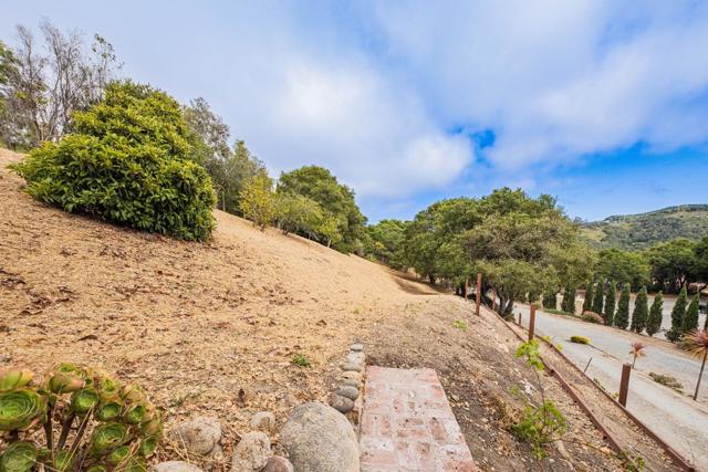 8543 Carmel Valley Road, Carmel Valley CA: https://media.crmls.org/mediaz/fb17e414-5441-458a-bc7f-08a2efb35ffa.jpg