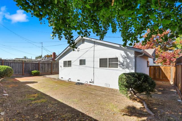 1598 Willowbrook Drive, San Jose CA: https://media.crmls.org/mediaz/fb191455-accc-46e9-a33b-2cfb196c2ea6.jpg