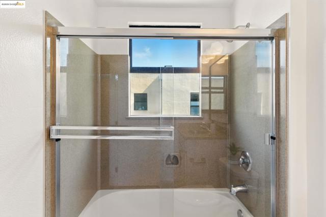 1213 67Th St, Oakland CA: https://media.crmls.org/mediaz/fb1a8b18-f82d-4f18-add5-7d1ea9d07a02.jpg