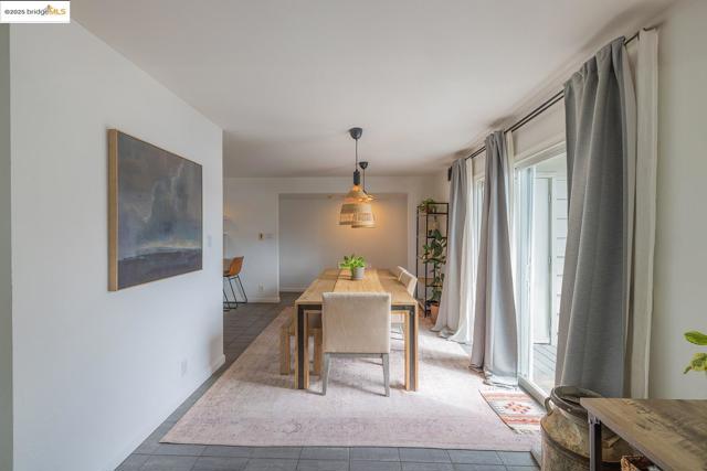 13 Alhambra Court, Antioch CA: https://media.crmls.org/mediaz/fb1b05a2-c360-409a-bd3e-52b5f7574c26.jpg