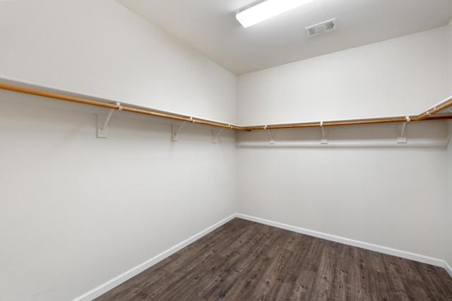 16341 Adobe Way, Lathrop CA: https://media.crmls.org/mediaz/fb1c4f03-c1d5-4795-b79d-7a7c27e8dcb0.jpg
