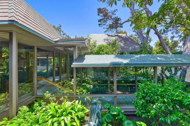 567 GAGE LANE, San Diego CA: https://media.crmls.org/mediaz/fb1c5874-59da-4f1c-9bf9-c92eafbc2f63.jpg