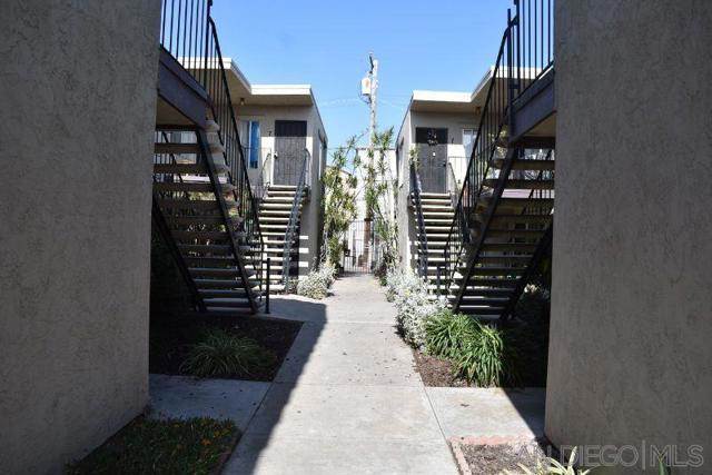3815 Van Dyke Ave, San Diego CA: https://media.crmls.org/mediaz/fb1cb32a-7f2e-4d89-83f8-a0fb331fc2a2.jpg