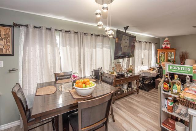 1010 Bobier Dr E, Vista CA: https://media.crmls.org/mediaz/fb1d9485-a47b-4af2-b2b3-9a1c63219fa3.jpg