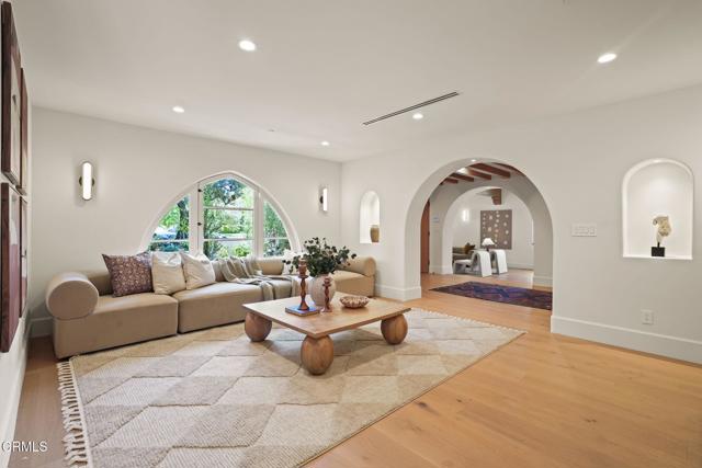 Detail Gallery Image 13 of 48 For 620 S Allen Ave, San Marino,  CA 91108 - 5 Beds | 6/1 Baths