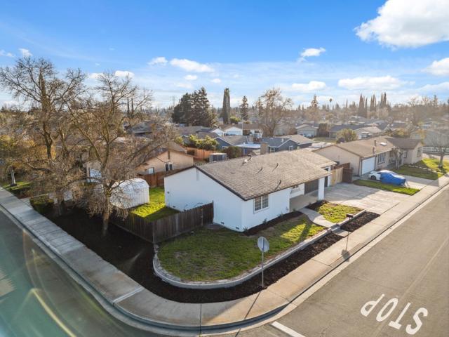 1500 Brixton Lane, Modesto CA: https://media.crmls.org/mediaz/fb202cbb-dc7f-4a30-ac2d-b89aac947815.jpg