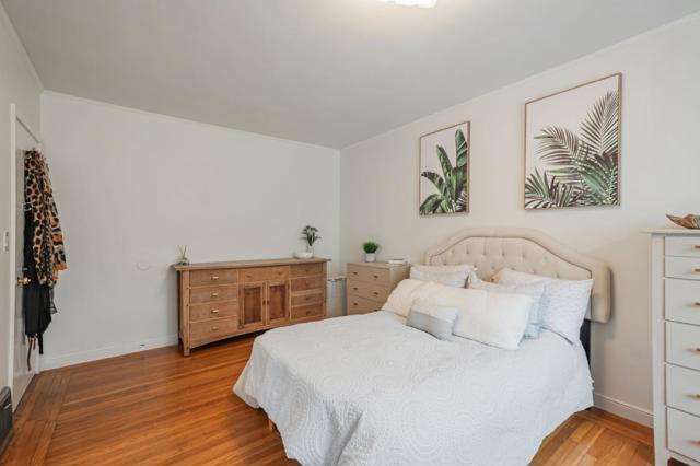 301 Madrid Street, San Francisco CA: https://media.crmls.org/mediaz/fb20a1e5-507b-4214-afde-5f8d27e36d9a.jpg