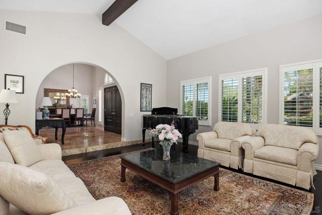16274 COUNTRY DAY ROAD, Poway CA: https://media.crmls.org/mediaz/fb213298-86f3-418b-8215-577b10cfddc6.jpg
