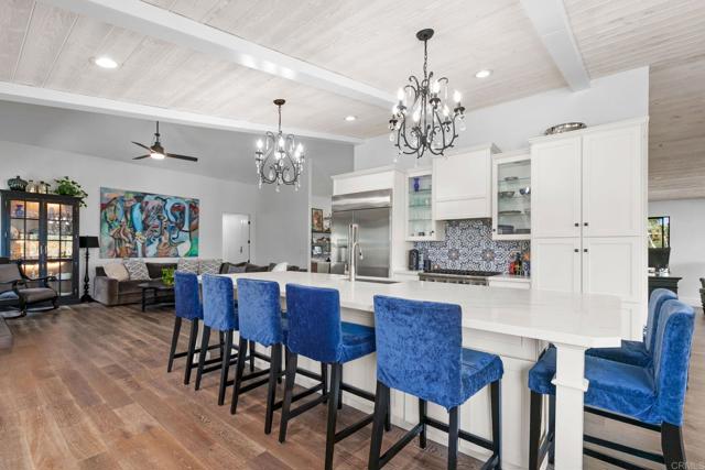 19950 Elfin Forest Ln, Escondido CA: https://media.crmls.org/mediaz/fb21506c-2585-4ac7-8198-aa9fa127b5da.jpg