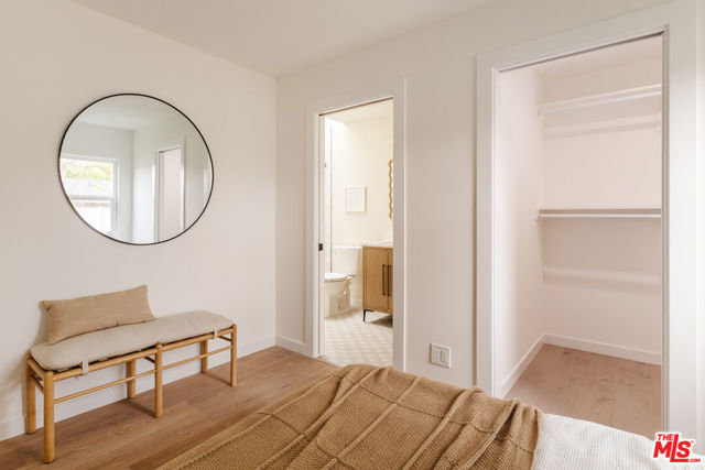 3501 Hillcrest Drive, Los Angeles CA: https://media.crmls.org/mediaz/fb21c870-6927-4a39-89c9-1da3e89d0301.jpg