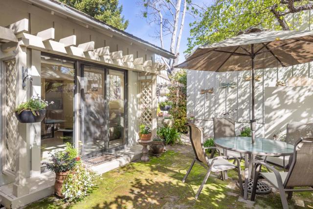 9565 Oak Court, Carmel CA: https://media.crmls.org/mediaz/fb220928-b714-4173-a64e-c97880236683.jpg