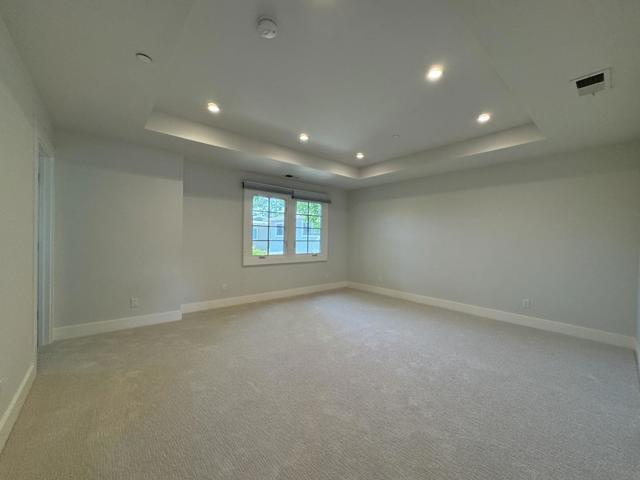 701 2nd Avenue #6, San Mateo CA: https://media.crmls.org/mediaz/fb228c00-b2d8-41c1-a00e-b7dfa9faf806.jpg