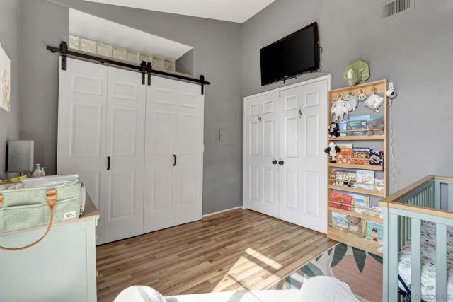 3432 Cameo Dr, Oceanside CA: https://media.crmls.org/mediaz/fb228d6d-68d6-4128-b183-c0bfeec3e26f.jpg