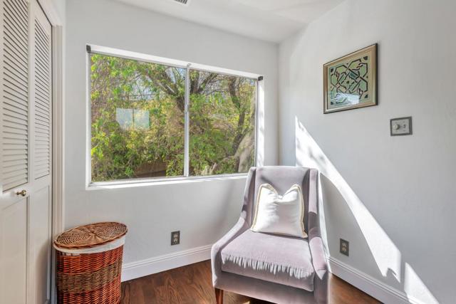 347 Rolling Hills Avenue, San Mateo CA: https://media.crmls.org/mediaz/fb22d9d0-c4eb-4ba7-8769-f3b155f88730.jpg