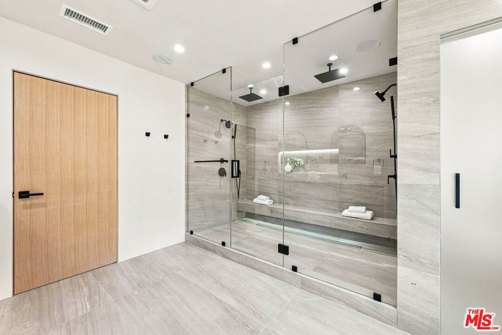 MLS #26988463 image #16