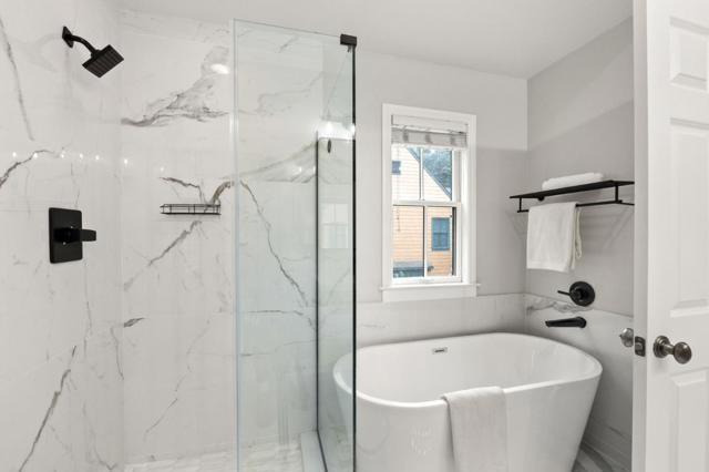 32 Loma Vista Lane, Belmont CA: https://media.crmls.org/mediaz/fb2583c1-1741-4cd9-98a3-32a565eeebbd.jpg