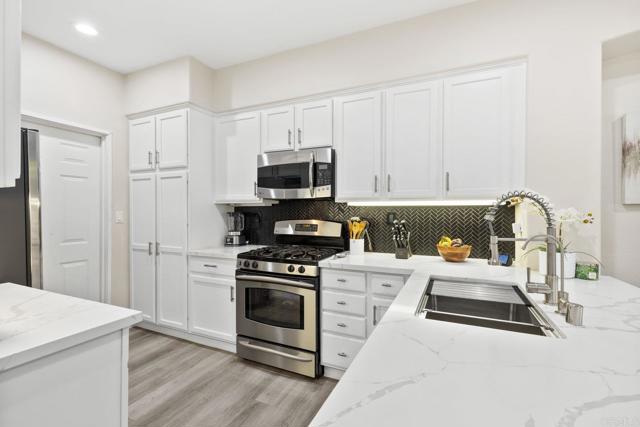 Detail Gallery Image 11 of 43 For 1282 Highbluff Ave, San Marcos,  CA 92078 - 3 Beds | 2/1 Baths