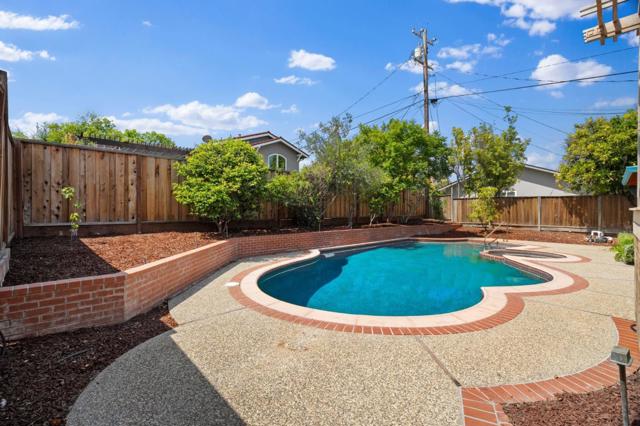 630 Barnsley Way, Sunnyvale CA: https://media.crmls.org/mediaz/fb265526-10b8-40c3-bd19-e0fa4a22828b.jpg