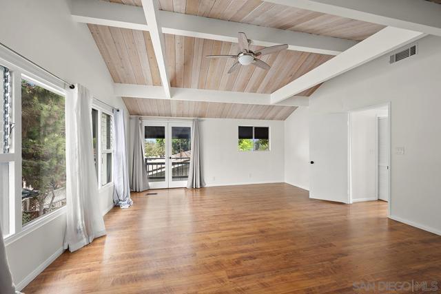 4316 Haines St, San Diego CA: https://media.crmls.org/mediaz/fb28713a-2ca3-4109-a76f-4171940fe303.jpg
