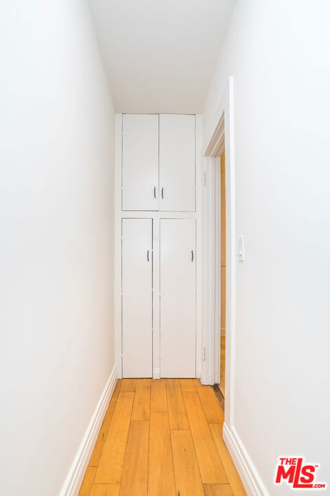 https://media.crmls.org/mediaz/fb2a59dc-e588-481c-b4e9-7af24cfdb316.jpg?preset=X-Large