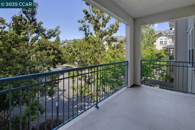 1840 Tice Creek Dr, Walnut Creek, California 94595, 2 Bedrooms Bedrooms, ,2 BathroomsBathrooms,Condominium,For Sale,Tice Creek Dr,41099867