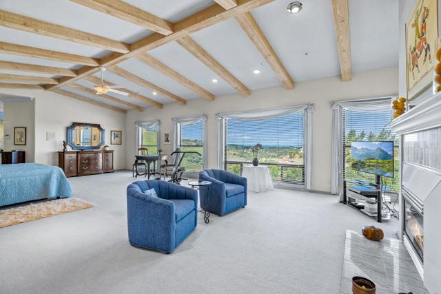 25611 Whip Road, Monterey CA: https://media.crmls.org/mediaz/fb2c1059-3a06-42e7-9579-f79eccbe5a1f.jpg