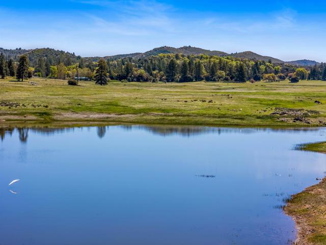 3510 Deer Lake Park Road, Julian CA: https://media.crmls.org/mediaz/fb2c2978-0df6-4523-95fb-4e9ed0983b60.jpg