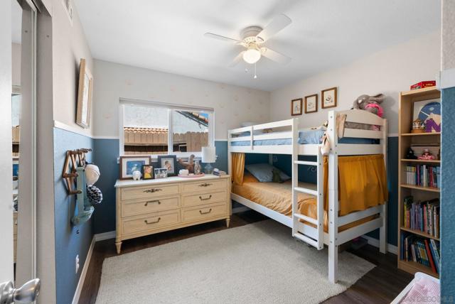 3410 Tonopah St, Oceanside CA: https://media.crmls.org/mediaz/fb2c5127-78dc-4738-994d-3781d85ffec3.jpg