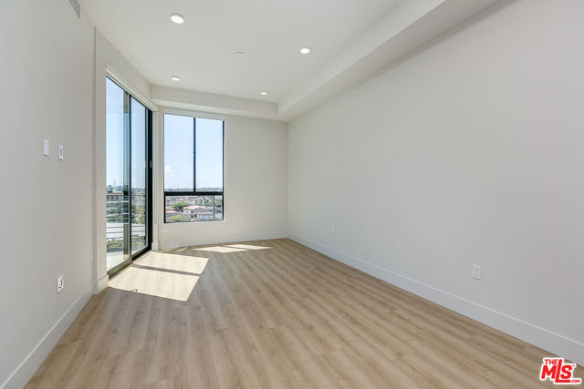 3833 Dunn, Culver City CA: https://media.crmls.org/mediaz/fb2c72a7-e3a2-4432-a0cf-1cb02f9b873f.jpg