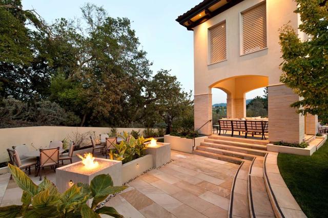 27500 La Vida Real, Los Altos Hills CA: https://media.crmls.org/mediaz/fb2c9d51-1f89-41d9-b2c3-b7dabeab9c58.jpg