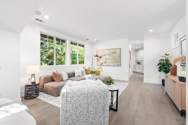 2002 Sunnyview Lane, Mountain View CA: https://media.crmls.org/mediaz/fb2df8da-0d0c-49c2-95a9-656e93e777d8.jpg