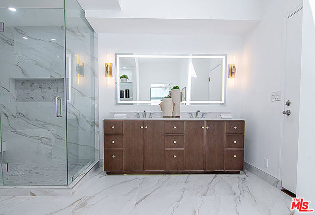 8155 Willow Glen Road, Los Angeles CA: https://media.crmls.org/mediaz/fb2e5553-a72b-4758-9fba-f0d1f7c2573f.jpg