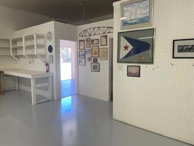 49275 Flightline Way, Aguanga CA: https://media.crmls.org/mediaz/fb2f4cad-73b3-44a7-b82e-2c68fb79b031.jpg