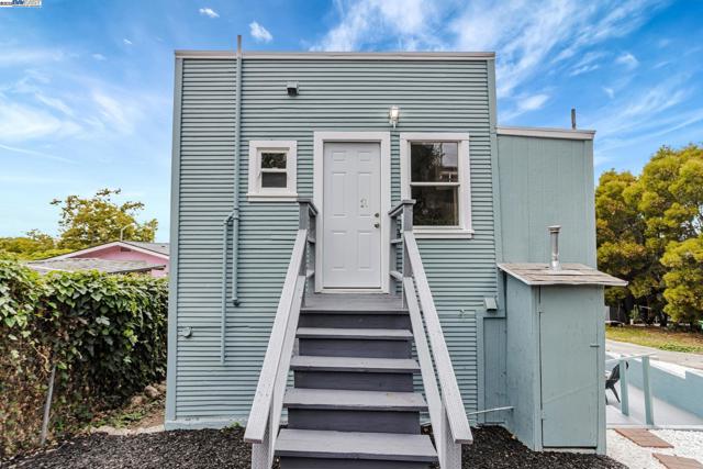 9700 Macarrthur Blvd., Oakland CA: https://media.crmls.org/mediaz/fb3085b4-b176-4799-91da-4fd4c6bb9c67.jpg