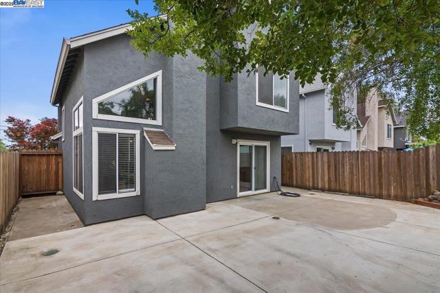 313 Grangnelli Ave, Antioch CA: https://media.crmls.org/mediaz/fb30d7da-8112-4d3d-b78a-f17d765754fb.jpg