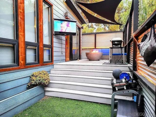 Detail Gallery Image 7 of 14 For 2629 Island Ave, San Diego,  CA 92102 - 1 Beds | 1/1 Baths