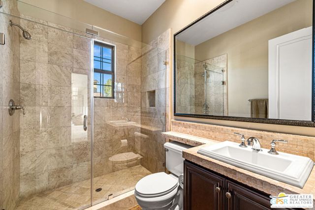 4284 Arcada Street, Palm Springs CA: https://media.crmls.org/mediaz/fb324ec4-b5be-4446-b182-27f8dc273ad1.jpg