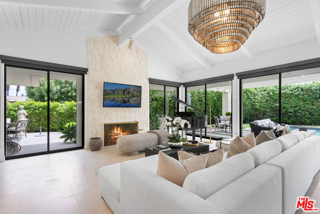 MLS #25563839 image #1